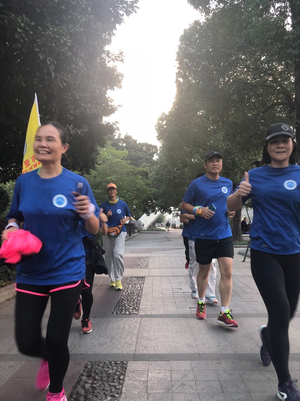 FF8C5F60-44B4-4122-81B9-5F7B94ACCC8E