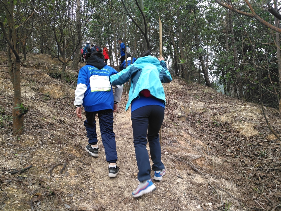 bRpgcjENEAdSL34246glueU0w_T_s301Itn_JnQRh-3effedgFtMZW3ZayI4Y1Jf