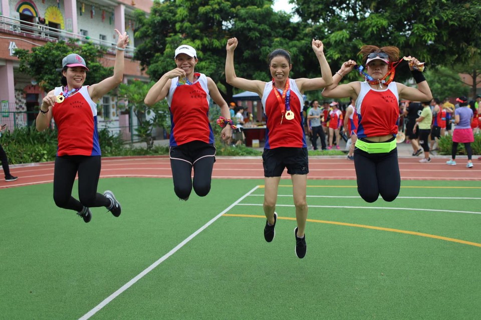 UH2Qm2HISzEknNs_gR7Xy9Xzrzhvi-CeyWvIlSv8Qa7WAglrPYG0UdkIqEq4ydQW