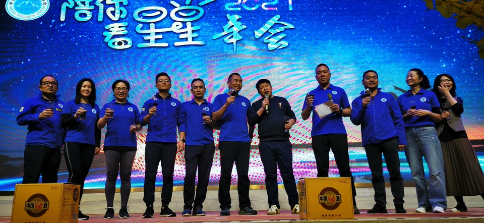 a4brGq_VvrNAbjdZfTAl9mNhkDgBTbLidZV_WBLYeE7uOlK13WokJJPnGUgRSkA1