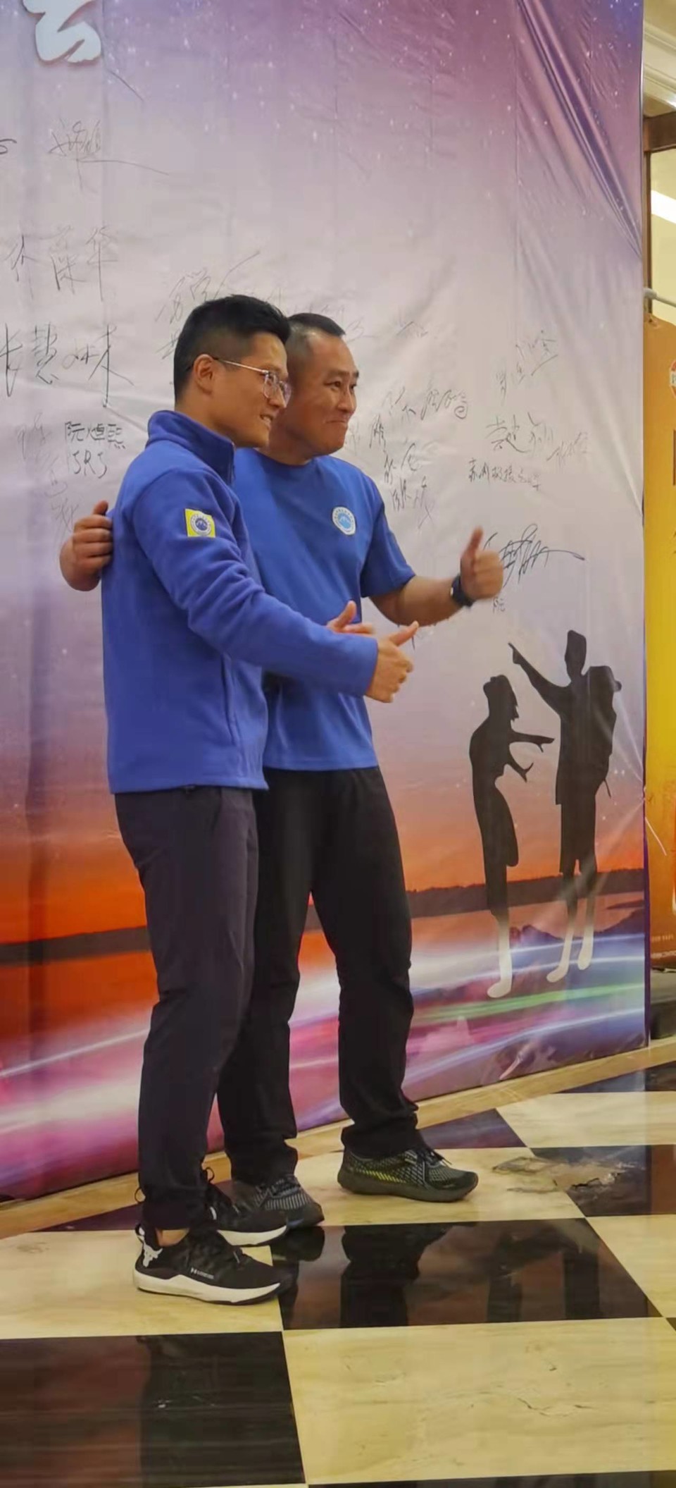 efWNU1VI1qdUdn3p1T4ftVzQtlTyX-KpKYobcwYJ-QH5O6mhrChJEySY7Ng8y6Am