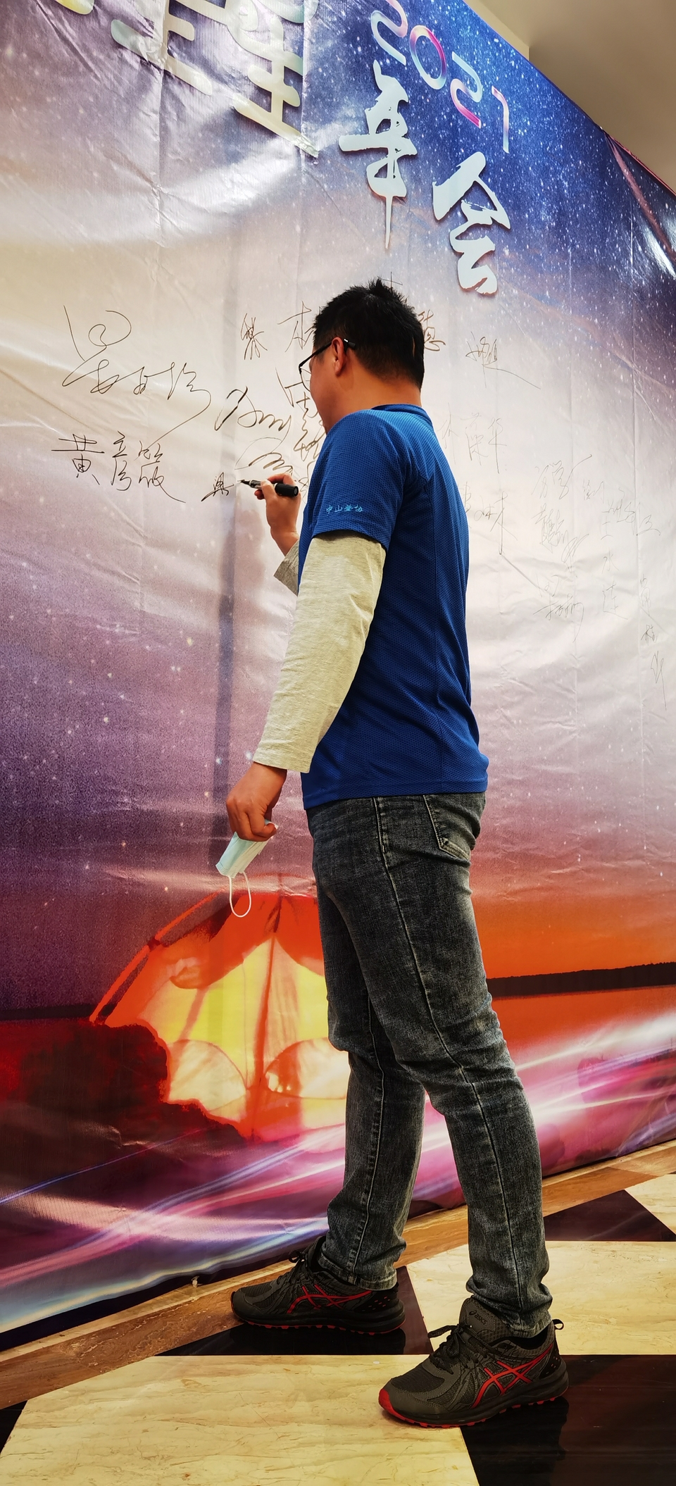 nkSoVyJj_uVN3et9oA1W3t_TtczVZjdeP4TVebNYh2WY3nSwcE-W3i0vJgqY2v_8