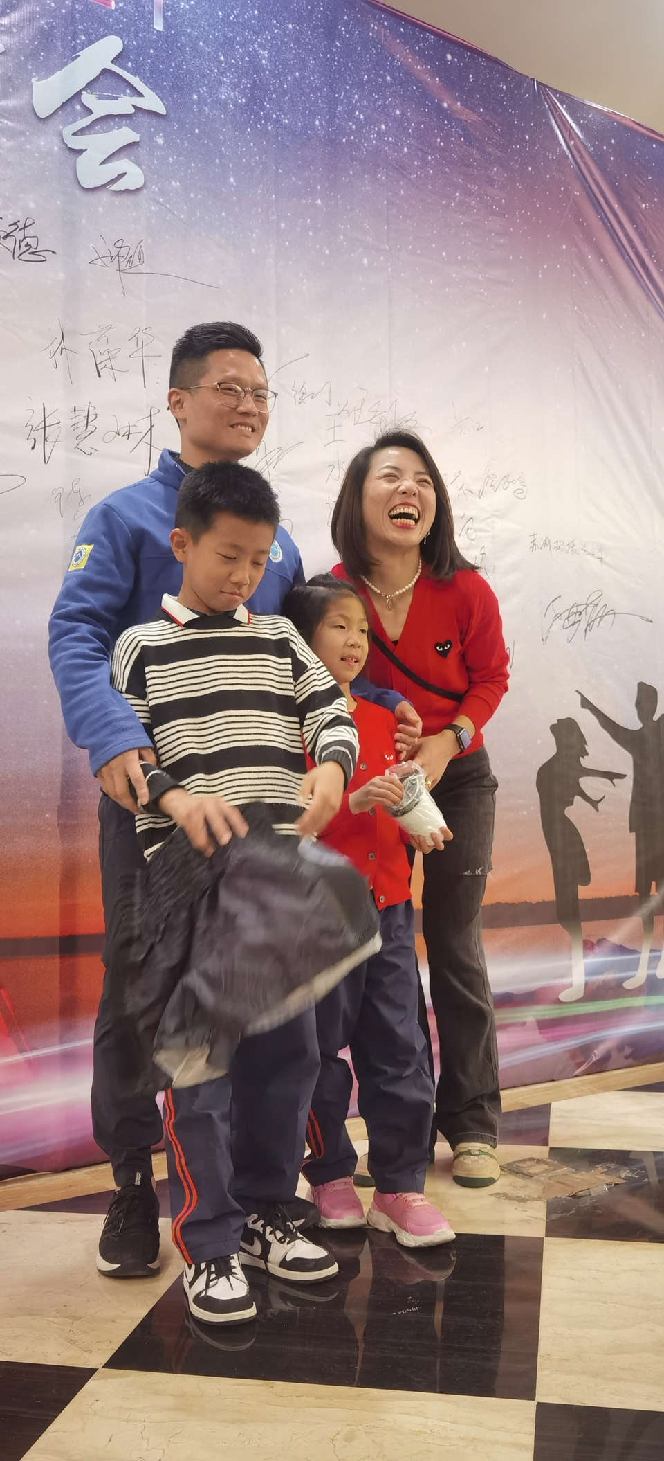 nkSoVyJj_uVN3et9oA1W3ryd8MNpK4alDK2V1ow002-JBXd_ujxMprMSEs8VWoSD