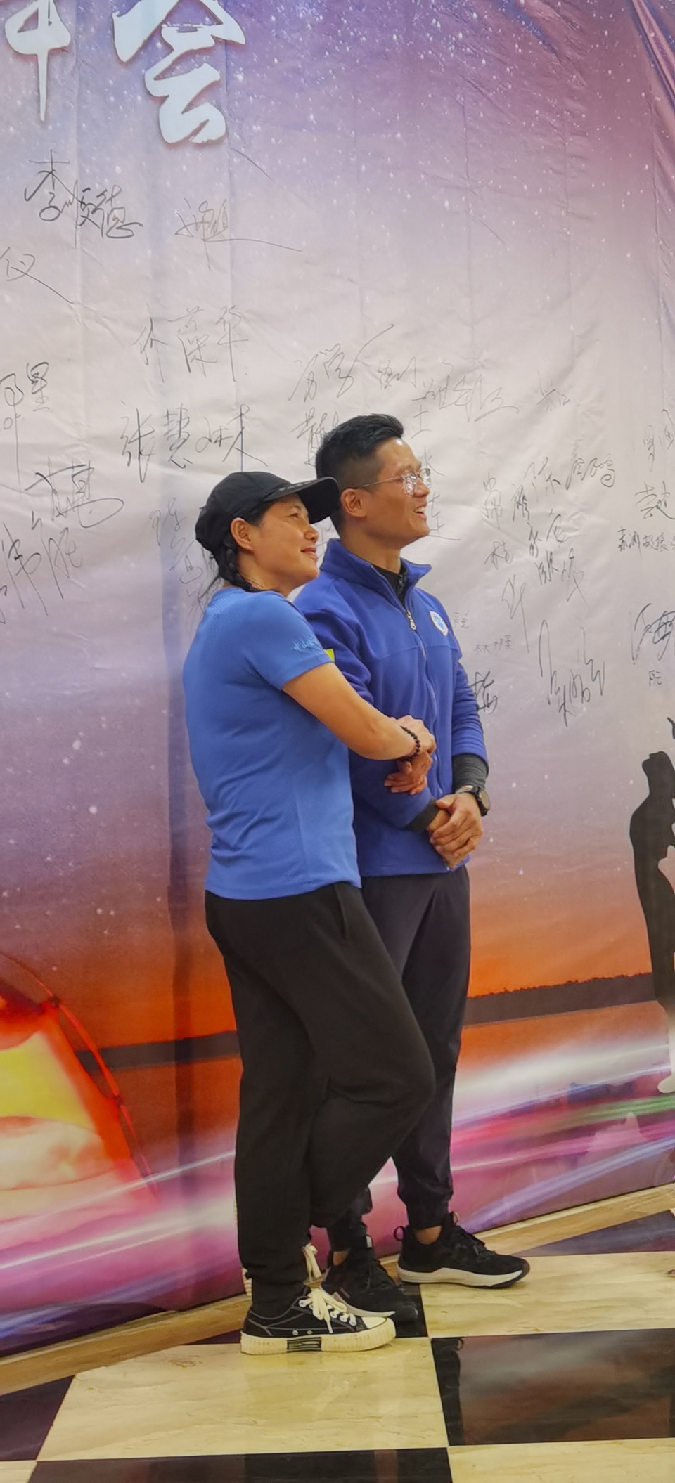 nkSoVyJj_uVN3et9oA1W3l_BY6ubL2qEnpOuG1d2lU76DrCEYHsUOhx-0FuVyGE4