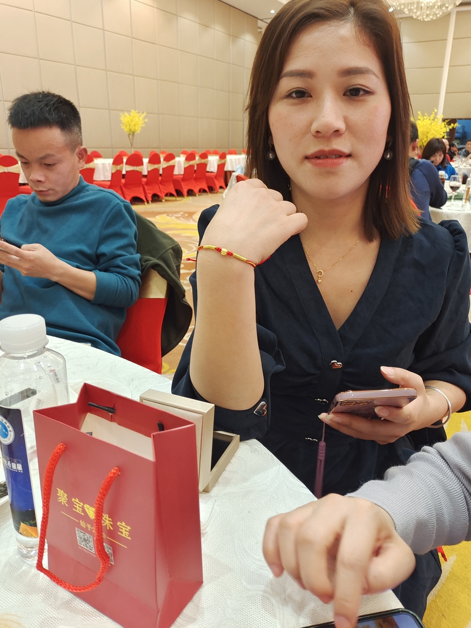 thV6lh68UnEogVZIp5-_wU-iEt6pR_YqH2rr904_N0LQ6aWH5E1Sg3_hIMpEduul