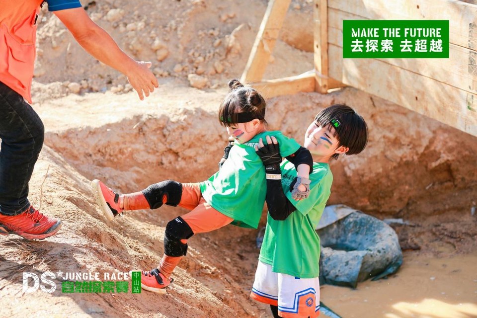 M8GomTnmumXnXQi7CWeyNjk3jdzgKNpOzax3GBXvy5YhxpU2HsPGDEP_yPb34D99