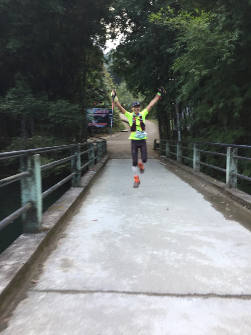 A2BFC932-F1E6-4291-87D2-168ADF765515