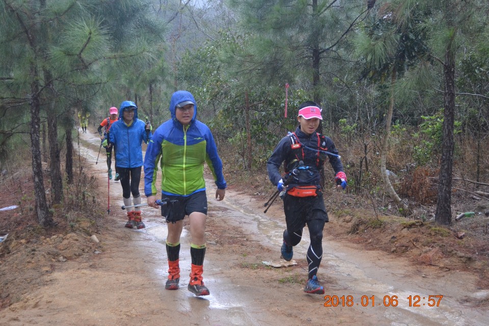 E9979F95-C562-45FB-AFCA-F915116BEA5C