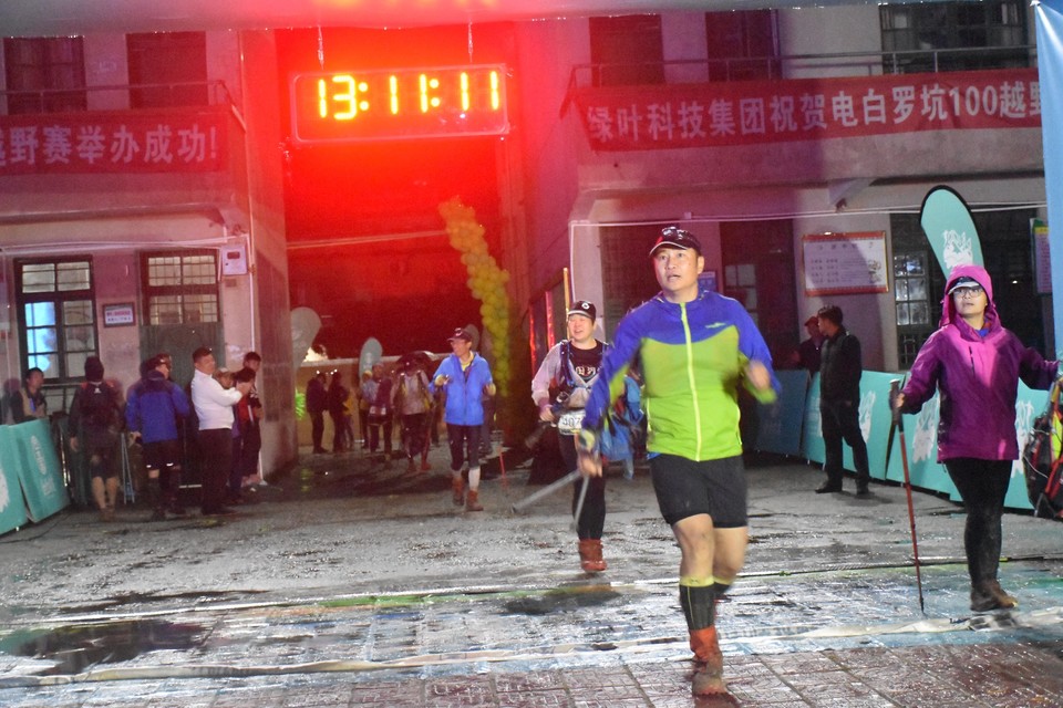 D111CB49-6119-44B7-AFA2-BA347D76C350