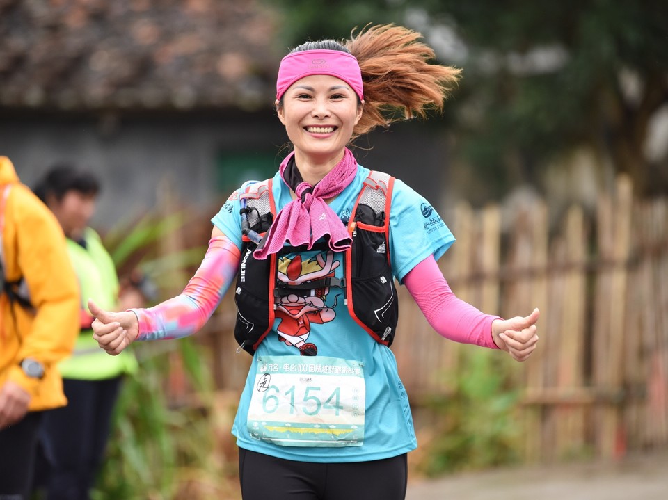 216B548D-0A86-4B40-90E8-F3D946DBED95