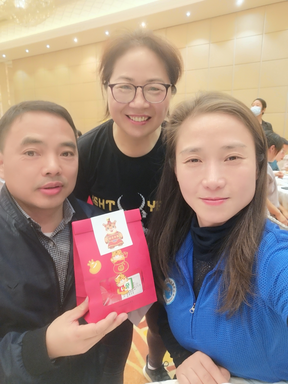 thV6lh68UnEogVZIp5-_wVs-tGm9C_B-9jcFy2gGrmZns7kTKAbkuVt0AY_woGzn