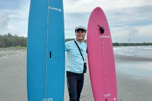 【会员专享福利】想乘风破浪的宝子看过来！**  冲浪免费课程招募啦！