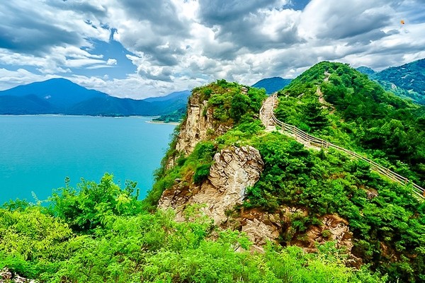【清明/周末1日·金海湖】（春）北京千岛湖の京郊小北戴河-船游锯齿崖岛·桃花岛