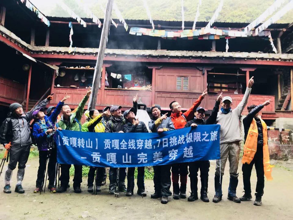 PIsaTtOvHun5_bUyi5FMJmouJiV38P5dq2XA69qSwGs3Lb4mqsy5WBveZXOlcYoy