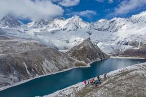 【库拉岗日】行走喜马拉雅·白马林措+普莫雍错+羊湖+折公措+介久措轻徒步6日·10人小团