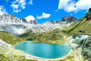 【尼汝南极】隐世秘境尼汝-南极洛（越野车进出）-阿布吉措-梅里雪山-傈僳族村寨-白水台-纳帕海-滇西北7日徒步之旅