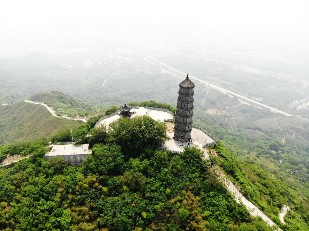 13早鸟价镇江圌山-五峰山徒步连穿,登高望远,雄峙江浒,扼锁大江,万里