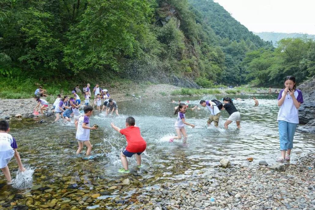 18早鸟价【月亮湾溯溪】去泾县的夏威夷来一场酣畅淋漓的戏水大战,一