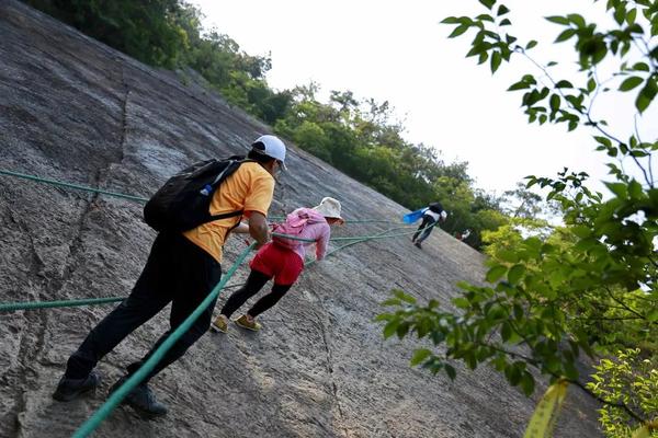 【清凉一夏】虎啸峡激情漂流，探秘野趣纪龙山，探洞+崖降+岩降亲体验