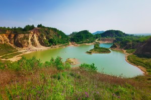11.1【南京户外】打卡网红小天池，捡雨花石，六合方山横山连穿