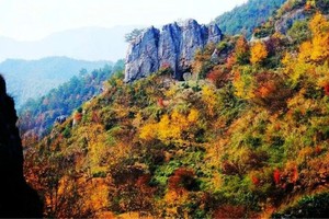 10.31秋徒皖南，登顶搁船尖，围攻光明顶，徒文昌古道，赏阳产土楼晒秋，户外2日行