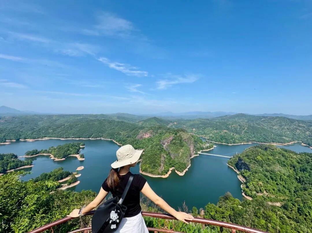 泰宁猫儿山~亲子爬爬~_1_Ya某🐻_来自小红书网页版.jpg 泰宁猫儿山~亲子爬爬~_1_Ya某🐻_来自小红书网页版.jpg