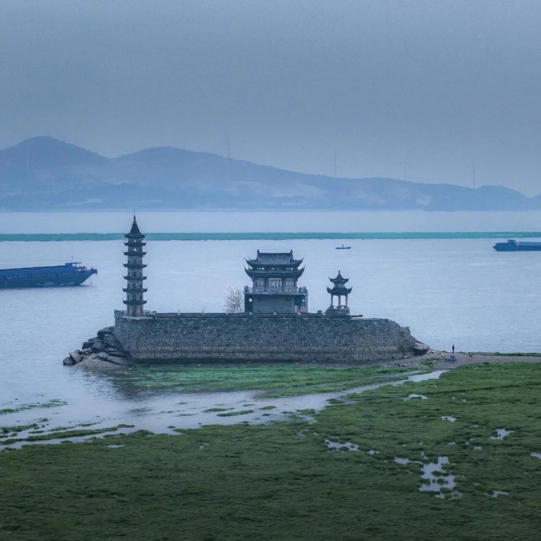⚡️坠星化岛&middot;鄱阳湖最孤独的水上古迹_3_会拍照的崔崔cui_来自小红书网页版.jpg