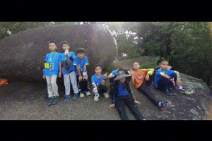 魔力少年,攀山阅海