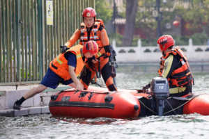 【应急演练】【6月20日(周五)】吉华街道水域救援演练