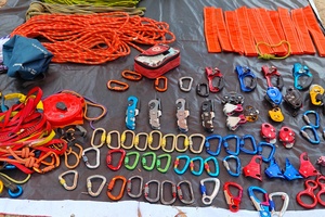 【日常服务】【1月9日(周五)】文博宫仓库整理周六用的装备