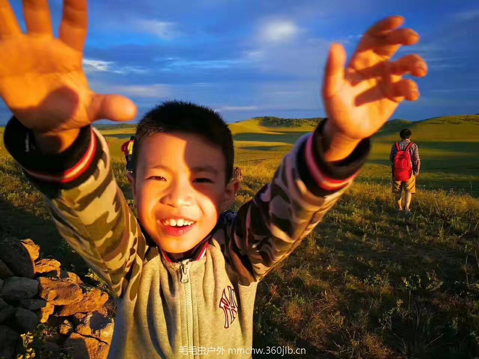 mmexport1501975687423