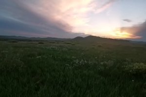 草原日落