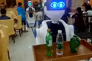 俱乐部的机器人