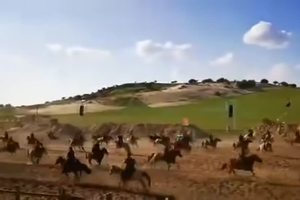 乌兰布统古战场