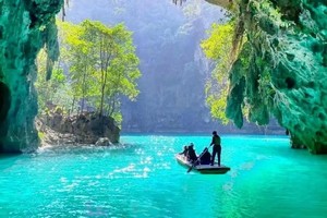 五一假期【柳州河池4天】河池三门海，九顿溢流天窗，一条会开花的河，梧州骑楼城