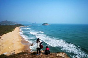 特价79元【黑排角】徒步惠东海岸线，感受不一样的大海