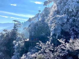 12.27/元旦【冰雪莽山2天】 莽山云海冰挂雾凇、悬空栈道、丹霞高椅岭