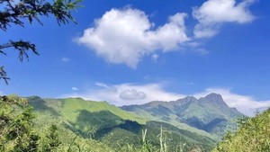 11月1日晚出发，再不去就火了！这座广西版“武功山”大小圣山，藏着你不知道的云端草原