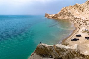 【西海秘境】第五大无人区哈拉湖-托素湖-黑独山-蜜蜡湖-雅丹长城-五彩谷7日探秘之旅