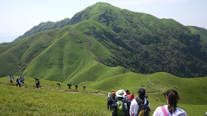 7.10晚-12成行 徒步武功山·大巴往返，2天2夜