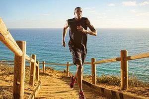 “乐登高”境内户外运动保障计划