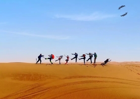 【体能挑战】远征腾格里，轻装徒步穿越五湖 52.1km（满10人可定制独立团）