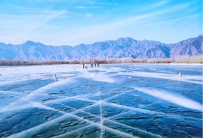 【1日•妫水河踏冰】追光趣踏の行走在京郊“贝加尔湖”上的橘子日落(上午出发）