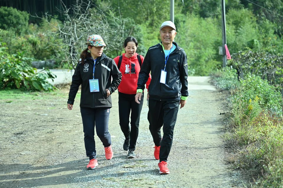 1I7AM_nWk-cWe8mjCTFRz6Q-vrm_Ew6v8qU2zECFekThWSc0E99dUXR9ibKk_Edv