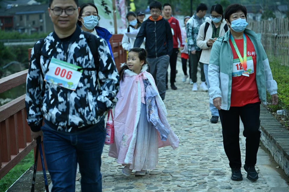 1I7AM_nWk-cWe8mjCTFRz433bjwYCOgGKskB1TaQHVHFrcA7Qo-79qa_LuzbOoUp