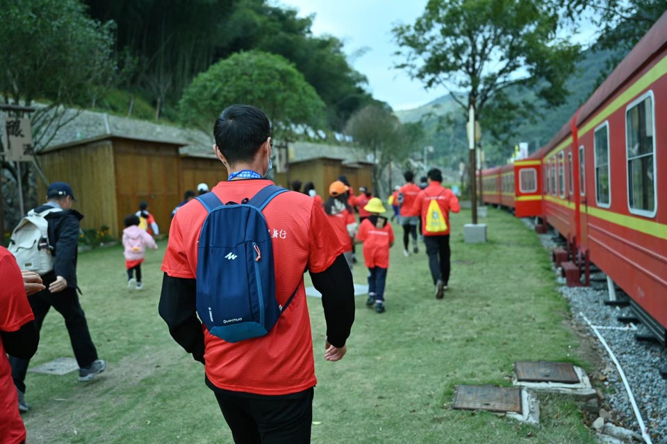 1I7AM_nWk-cWe8mjCTFRz4FDwyIk_Cp0c3DUQaFoUIdCfj4FhVKRMmINmoFno-81