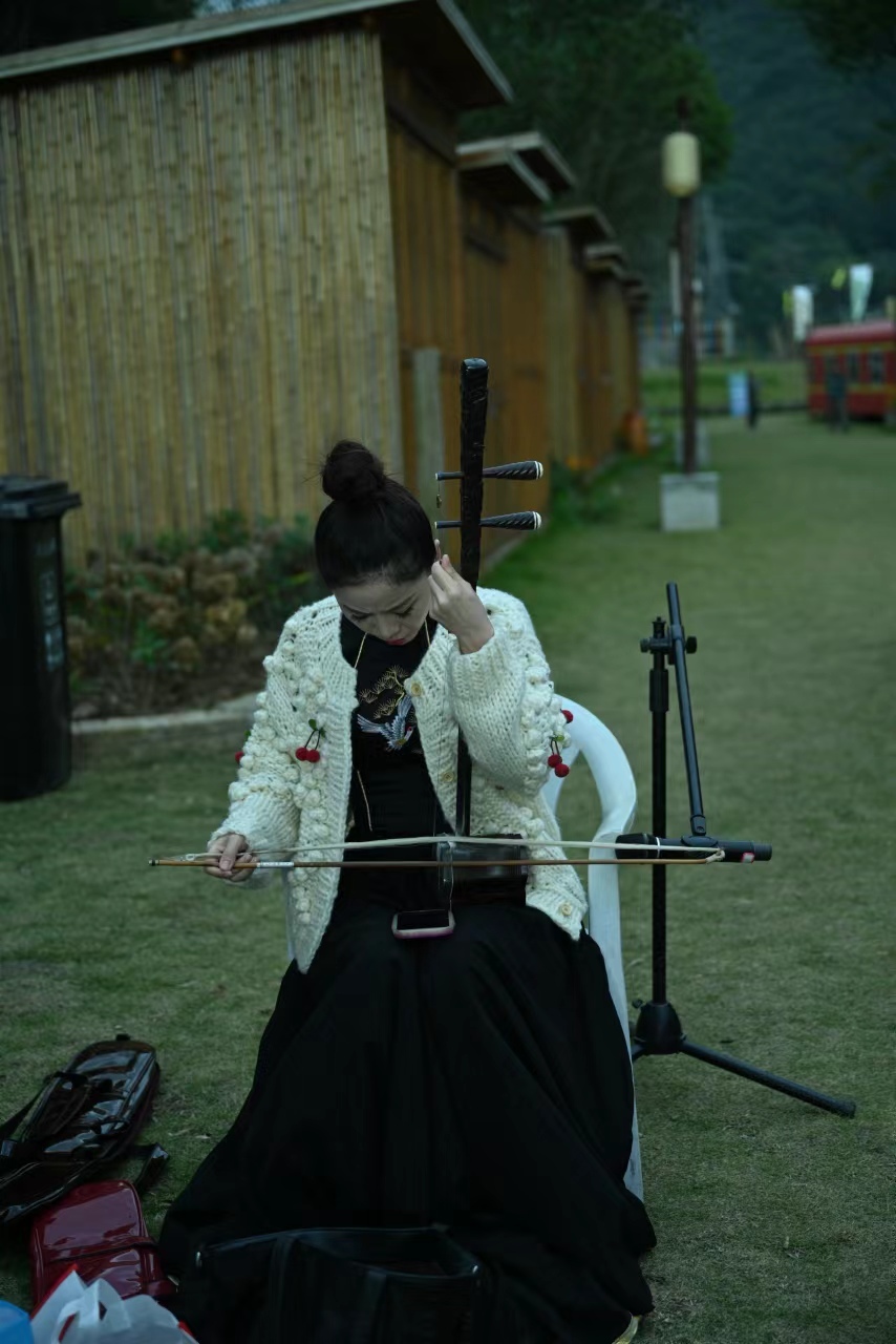 1I7AM_nWk-cWe8mjCTFRz-FBUV7NX4S1jJCmudrWBd_9gwYgnEnrz74j-WzIWig1