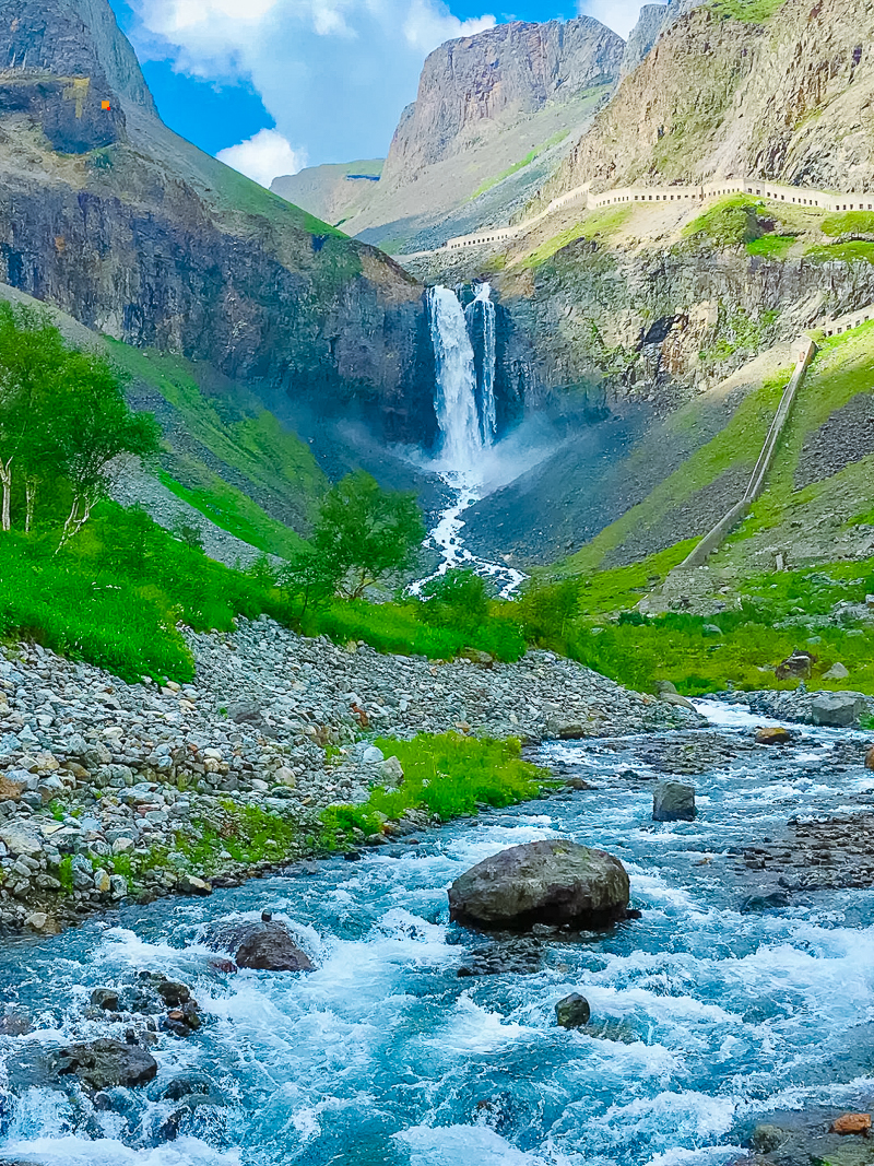 反向旅游夏天的长白山真的超“冷”门_3_1001户外旅行-轻奢度假_来自小红书网页版.jpg