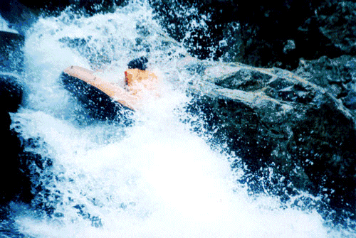 炎炎夏日露尾巴，再不去玩紫荆关长城漂流就来不及啦！