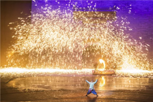 单身专场春节2日｜情定打树花｜2.21-22一生必看一次的东方浪漫，在1600℃的璀璨星河下许愿